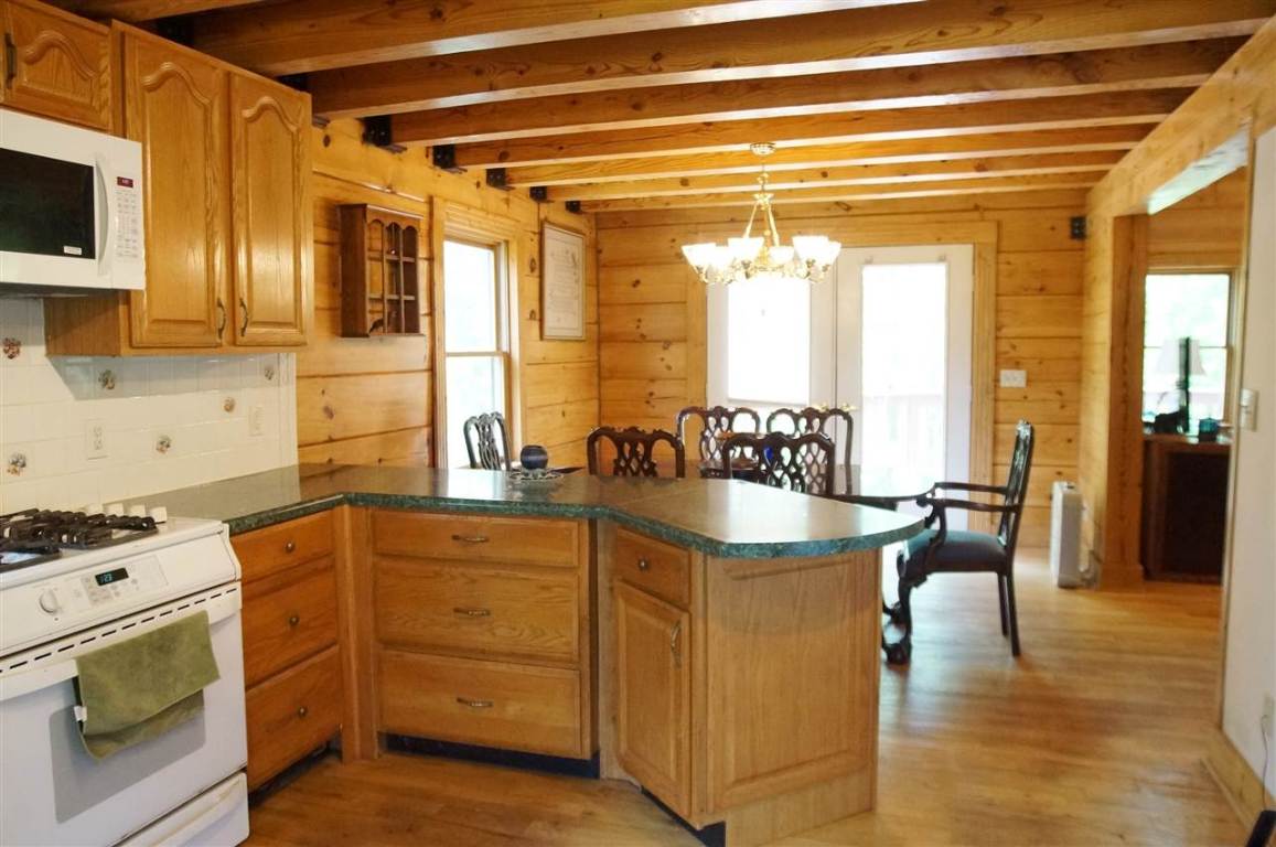 256 Flat Rock Road Walhalla, SC 29691 - Photo 11 of 36 Gallery Image 11