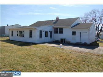 5 Glendon Road Hamilton, NJ 08610 - Photo 8 of 12 Exterior Back