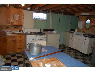 5 Glendon Road Hamilton, NJ 08610 - Photo 9 of 12 Basement