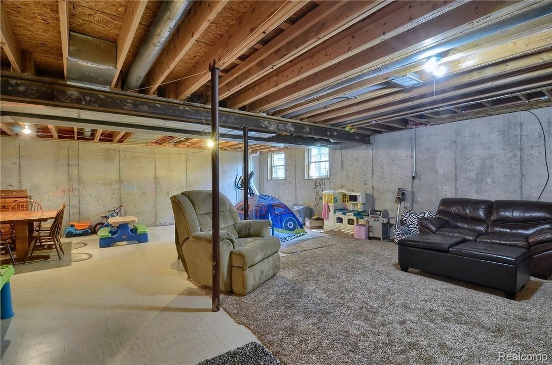 11248 Ridge View Trail Fenton, MI 48430 - Photo 32 of 32 Lower_Level_ll.jpg