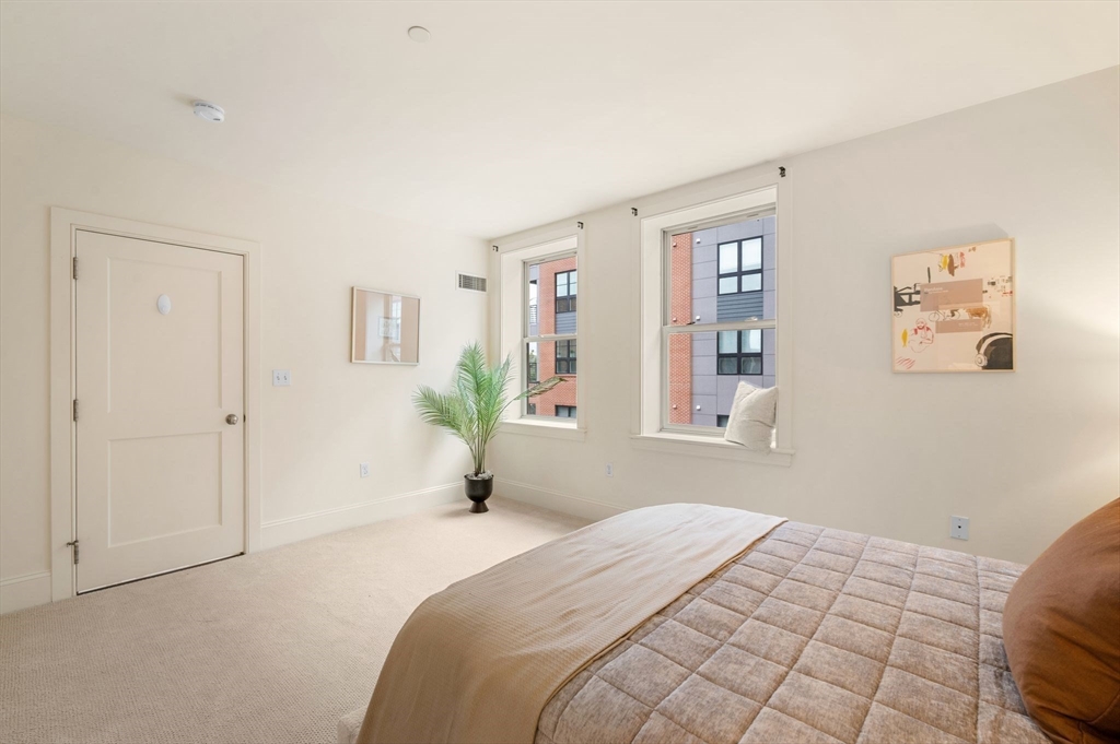 116-128 Rantoul Street, Unit 210 Beverly, MA 01915 - Photo 19 of 29 Gallery Image 19