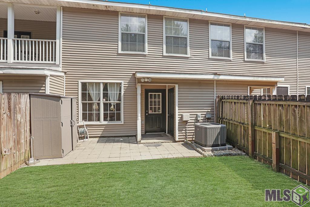 5162 Arlington Court Baton Rouge, LA 70820 - Photo 11 of 29 Backyard