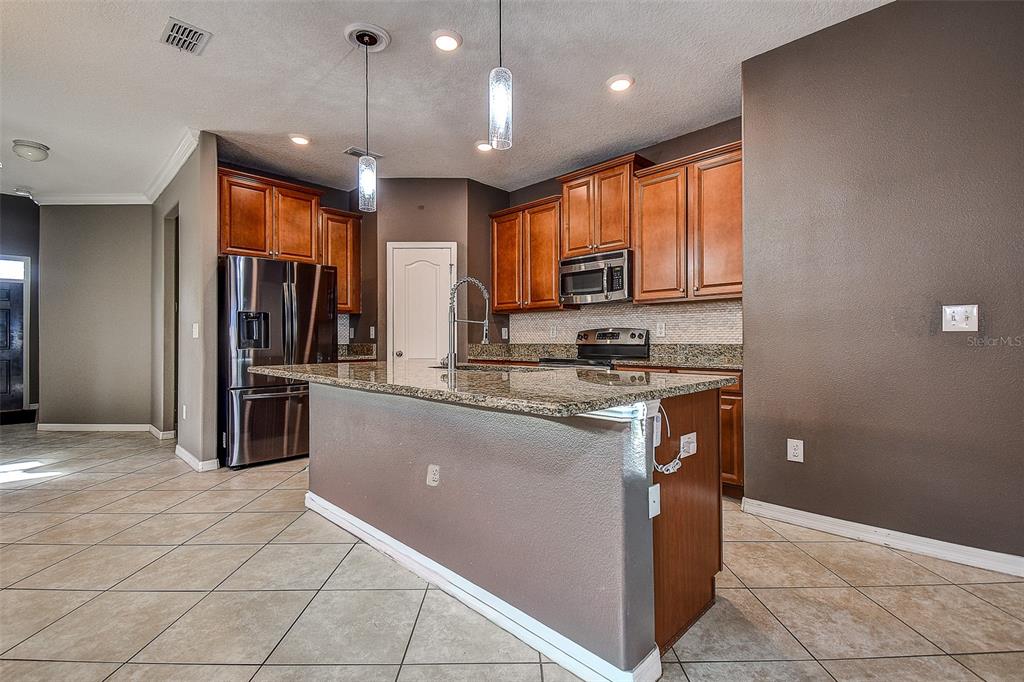 11656 Lake Boulevard New Port Richey, FL 34655 - Photo 9 of 55