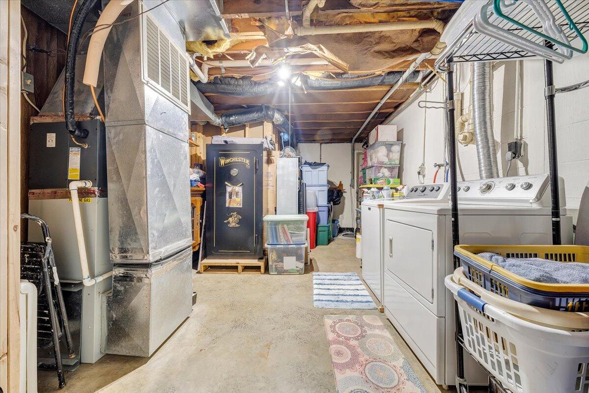 8052 Goodview Road Goodview, VA 24095 - Photo 32 of 54 32-MIB04234