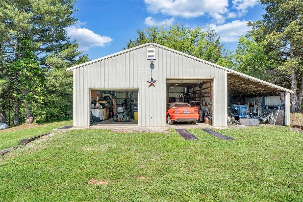 8052 Goodview Road Goodview, VA 24095 - Photo 37 of 54 37-MIB04246