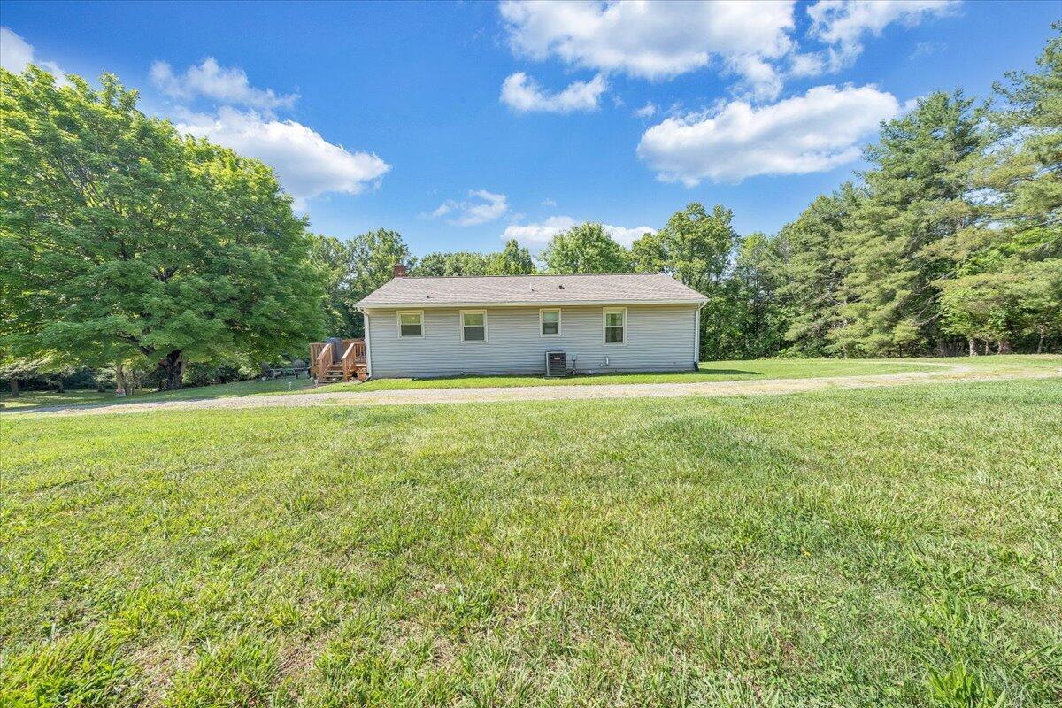 8052 Goodview Road Goodview, VA 24095 - Photo 42 of 54 42-MIB04273