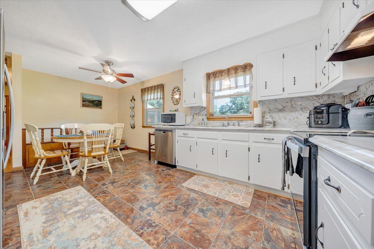 8052 Goodview Road Goodview, VA 24095 - Photo 10 of 54 10-MIB04111