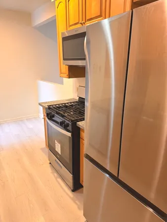 $2,275 | 4615 South Michigan Avenue, Unit 2S, Chicago, IL 60653