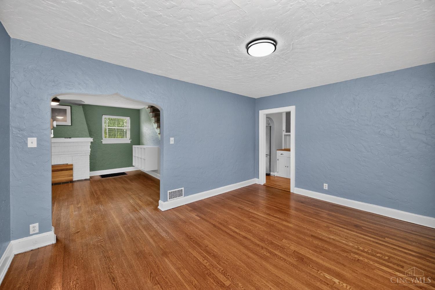 3723 Brotherton Road Cincinnati, OH 45209 - Photo 10 of 56