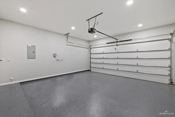 $364,975 | 8018 North 49th Lane, McAllen, TX 78504