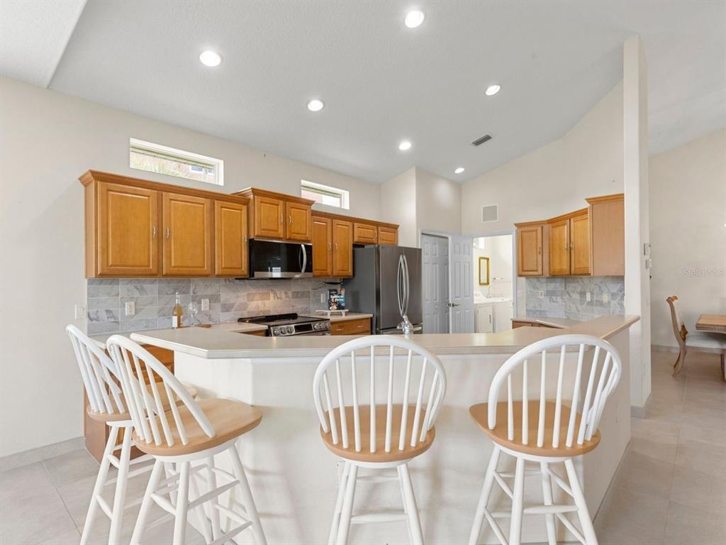 8135 Indigo Ridge Terrace Bradenton, FL 34201 - Photo 8 of 83