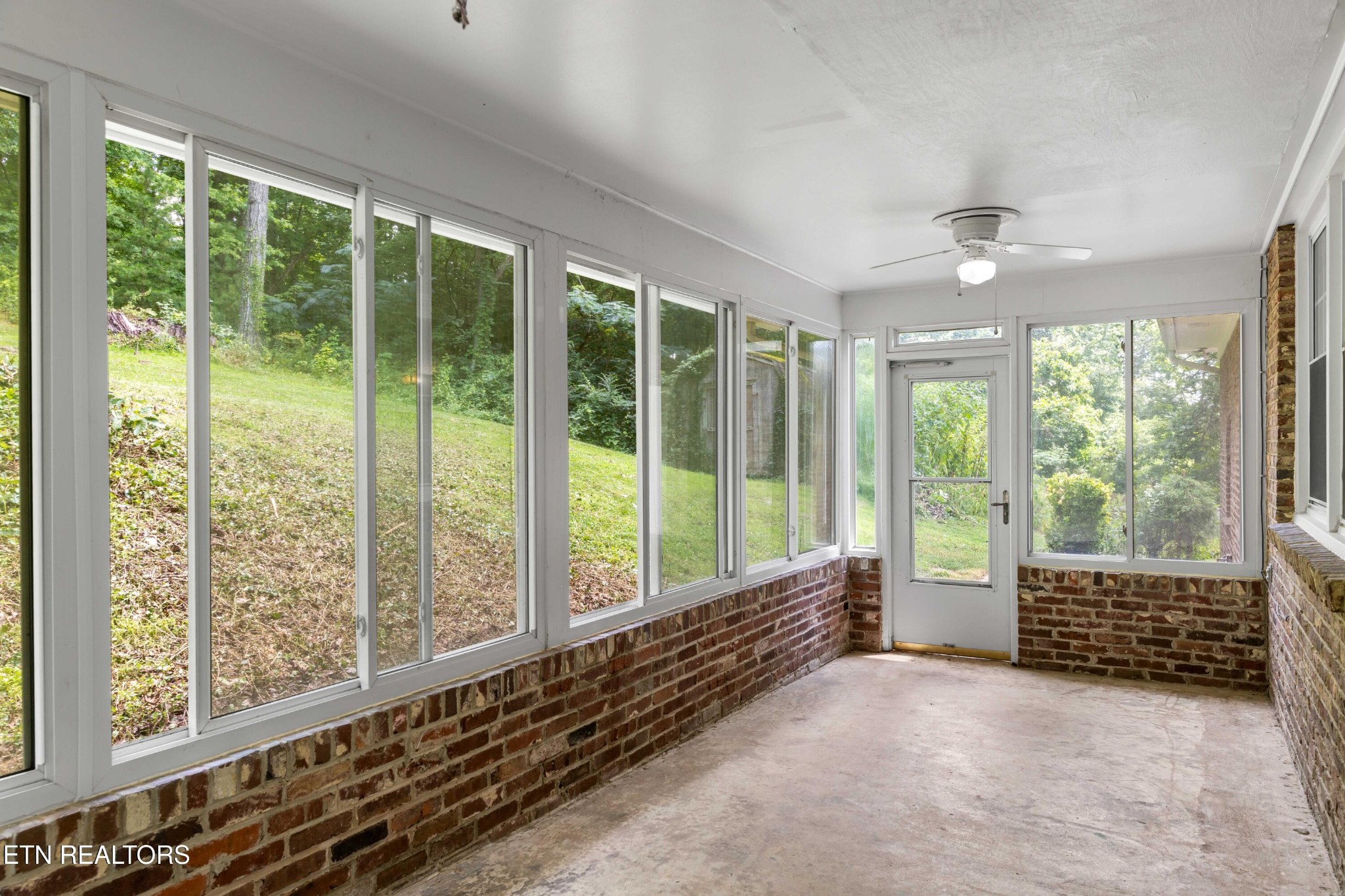 3608 Cherrylog Road Knoxville, TN 37921 - Photo 20 of 34 Gallery Image 20