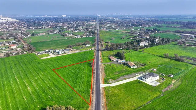 $449,900 | 3900 Jefferson Boulevard, West Sacramento, CA 95691