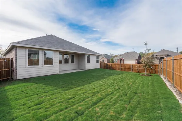 $2,395 | 1828 White Ash Way, McKinney, TX 75071