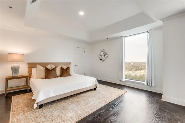 $589,000 | 5909 Luther Lane, Unit 1006, Dallas, TX 75225