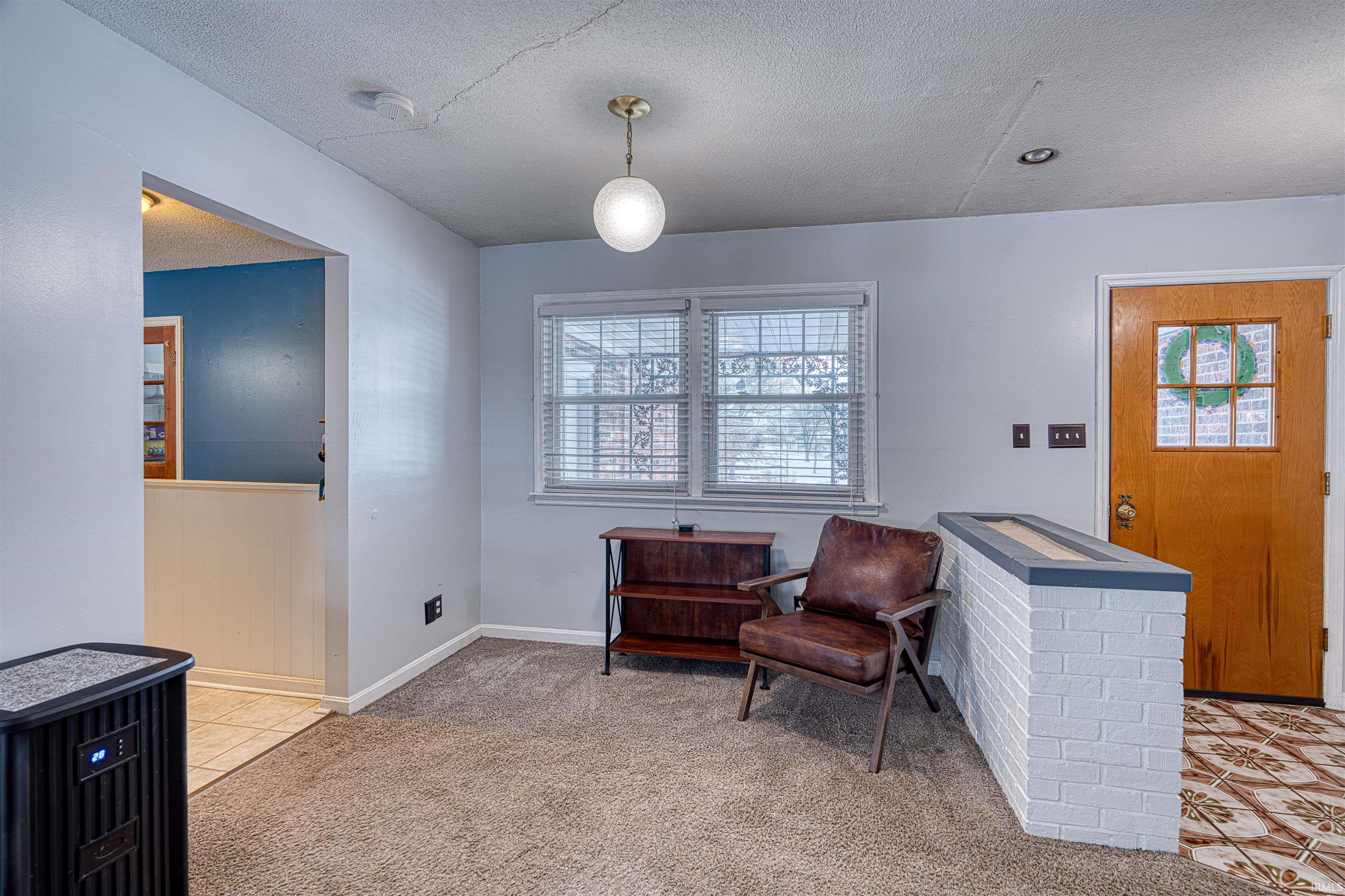 301 Springhaven Drive Evansville, IN 47710 - Photo 4 of 26