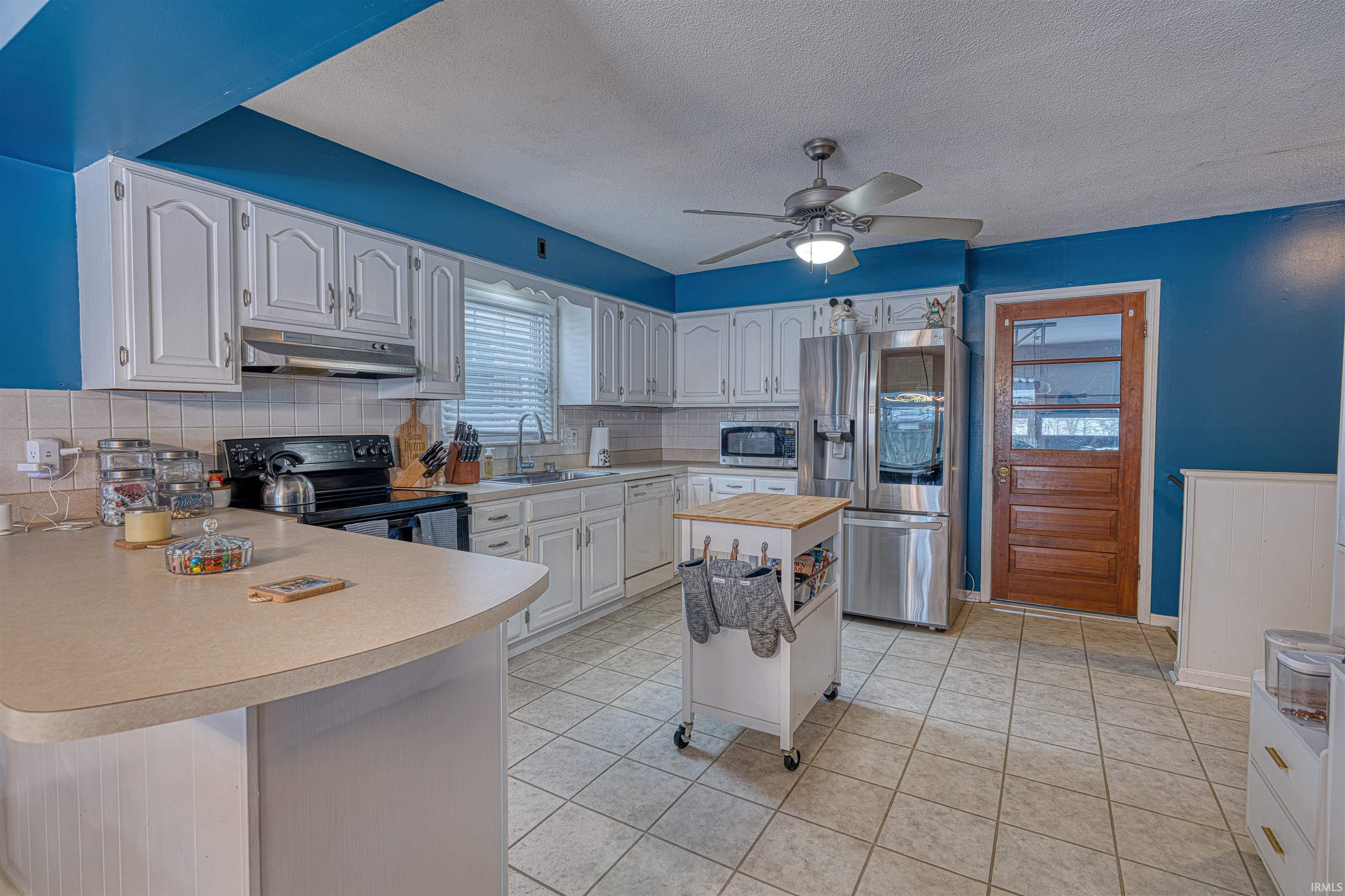 301 Springhaven Drive Evansville, IN 47710 - Photo 8 of 26