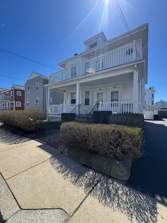 $2,700 | 19 Pearl Avenue, Unit 19, Winthrop, MA 02152