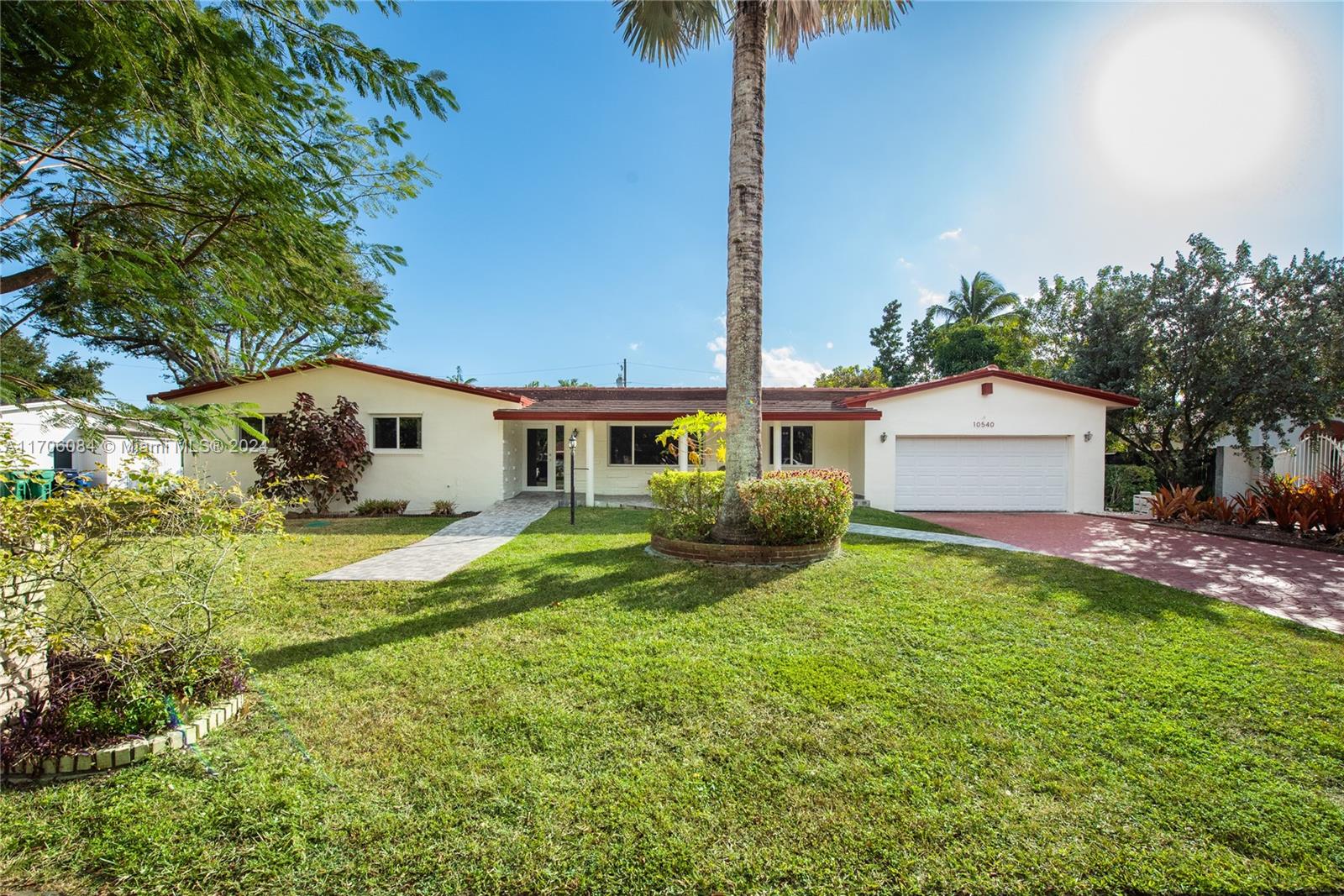 10540 Southwest 125th Street Miami, FL 33176 - Photo 14 of 39