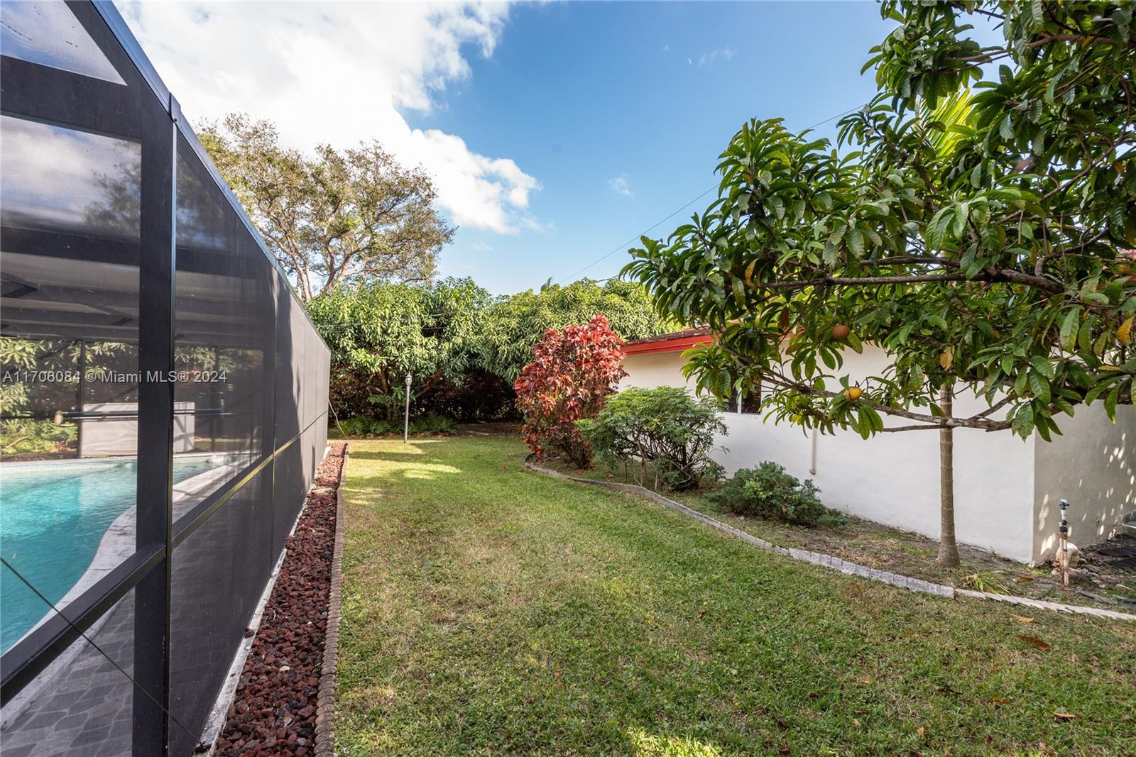 10540 Southwest 125th Street Miami, FL 33176 - Photo 17 of 39