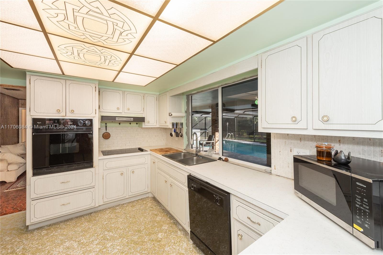 10540 Southwest 125th Street Miami, FL 33176 - Photo 29 of 39