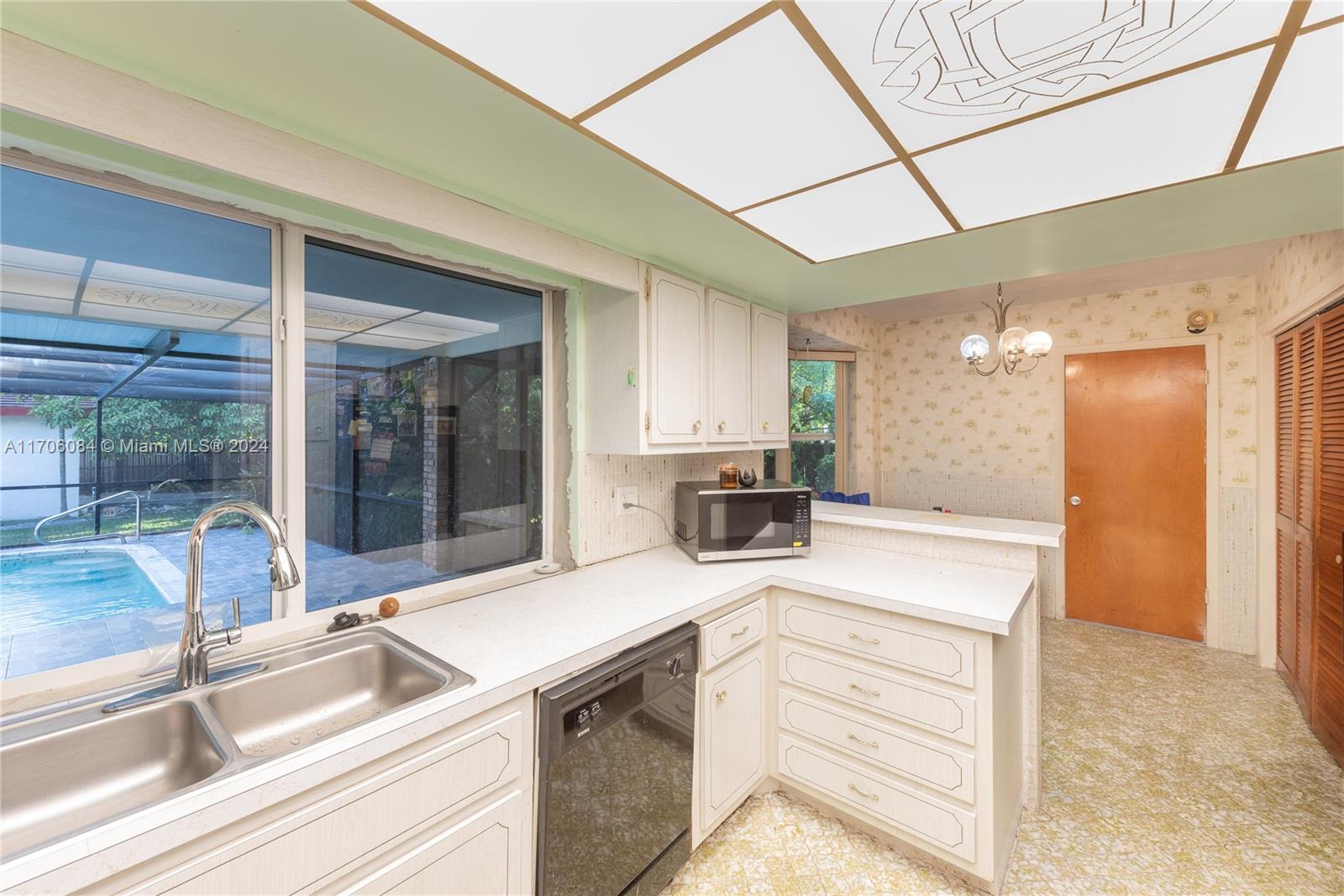10540 Southwest 125th Street Miami, FL 33176 - Photo 30 of 39