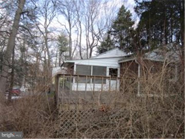 396 Marple Road Broomall, PA 19008 - Photo 6 of 9 Gallery Image 6