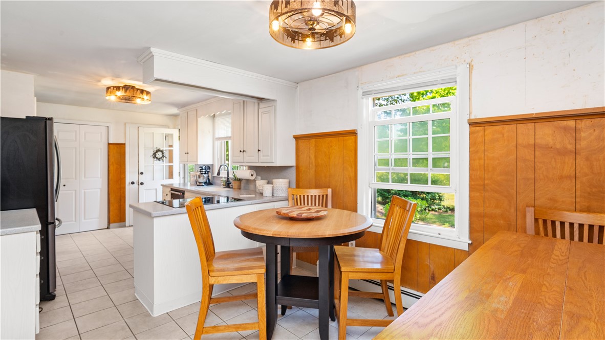 66 Oakdale Road North Kingstown, RI 02852 - Photo 10 of 45