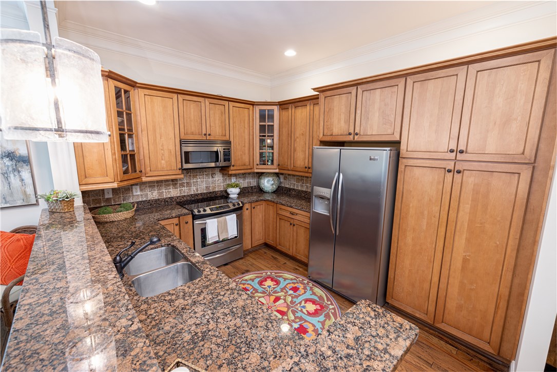 418 Sunset Point Drive West Union, SC 29696 - Photo 14 of 40