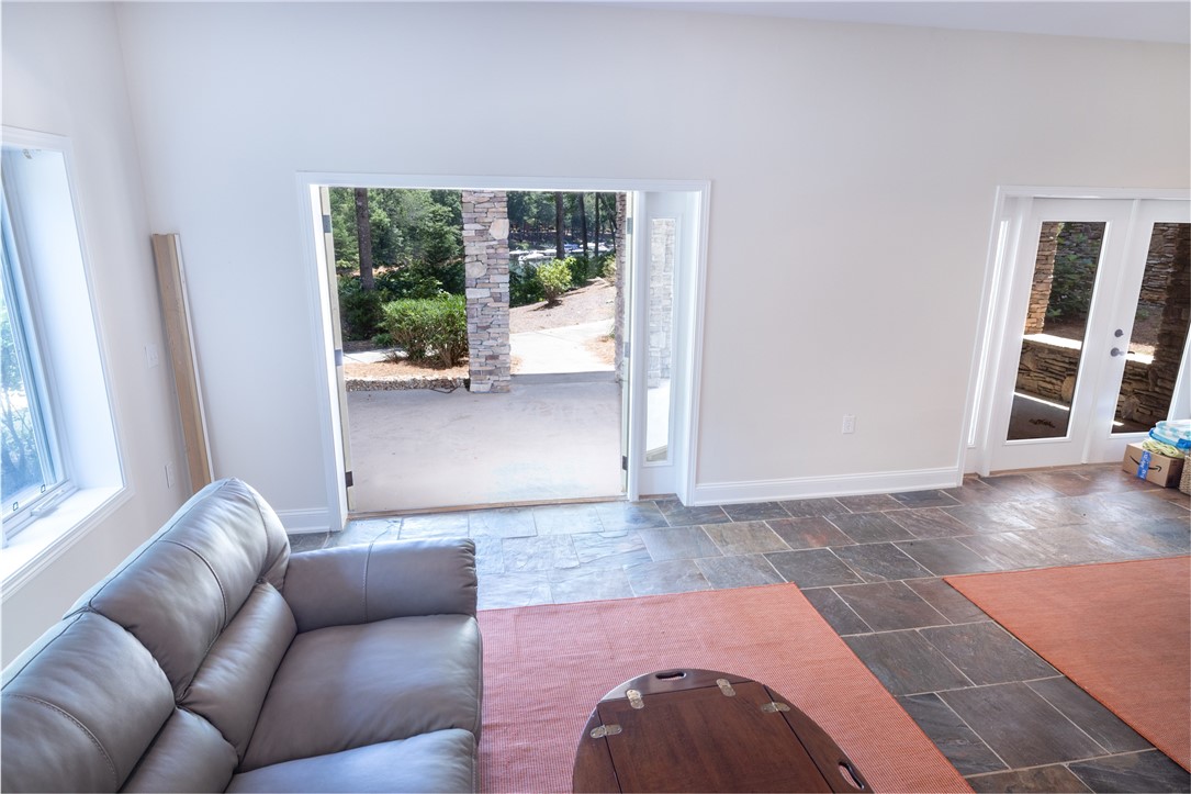 418 Sunset Point Drive West Union, SC 29696 - Photo 28 of 40