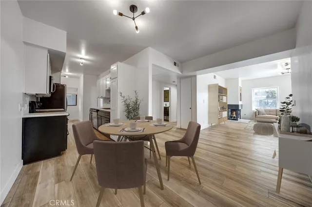 $975,000 | 1133 North Clark Street, Unit 101, West Hollywood, CA 90069