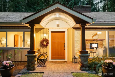 $2,895,000 | 16 Bridlewood Circle, Kirkland, WA 98033