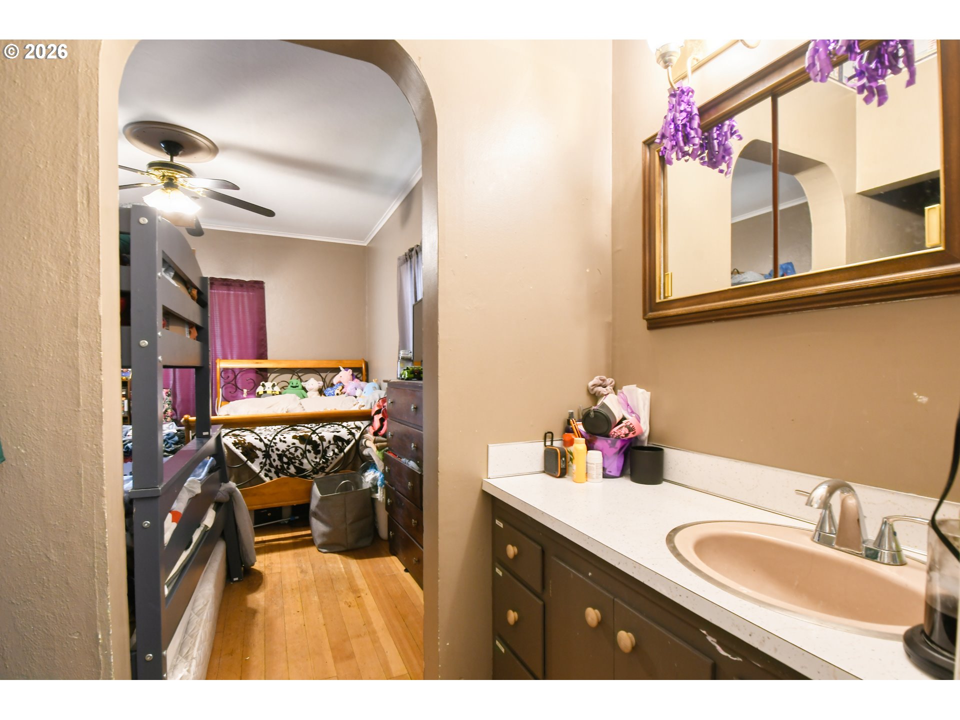 607 Southwest Court Avenue Pendleton, OR 97801 - Photo 22 of 48 a bathroom with a sink mirror and vanity