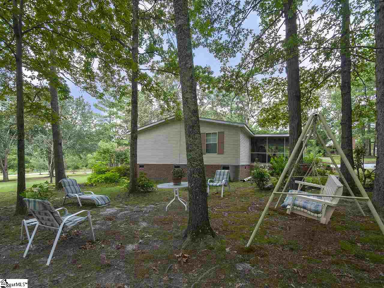 347 Berry Road Pelzer, SC 29669 - Photo 8 of 25