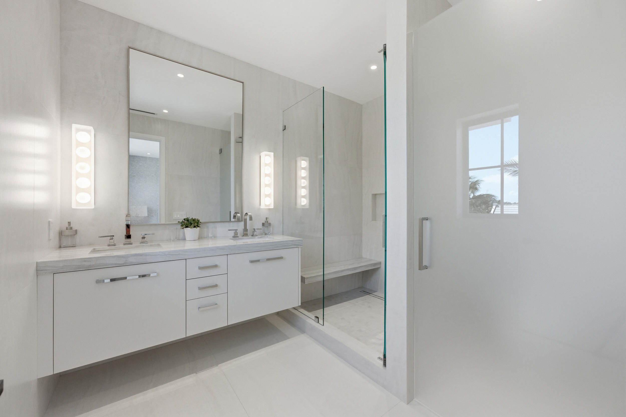 210 Cortez Road West Palm Beach, FL 33405 - Photo 26 of 35 BATHROOM #6