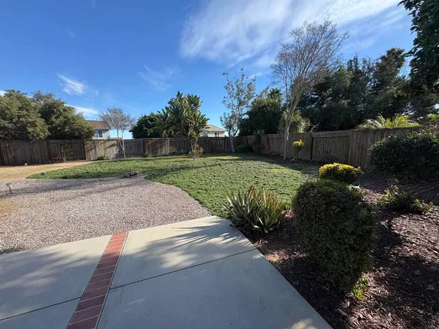 $4,300 | 367 Rimhurst Court, Oceanside, CA 92058
