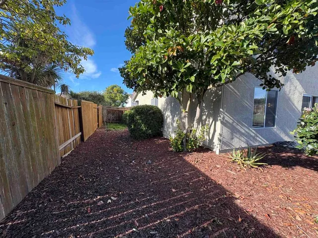 $4,300 | 367 Rimhurst Court, Oceanside, CA 92058