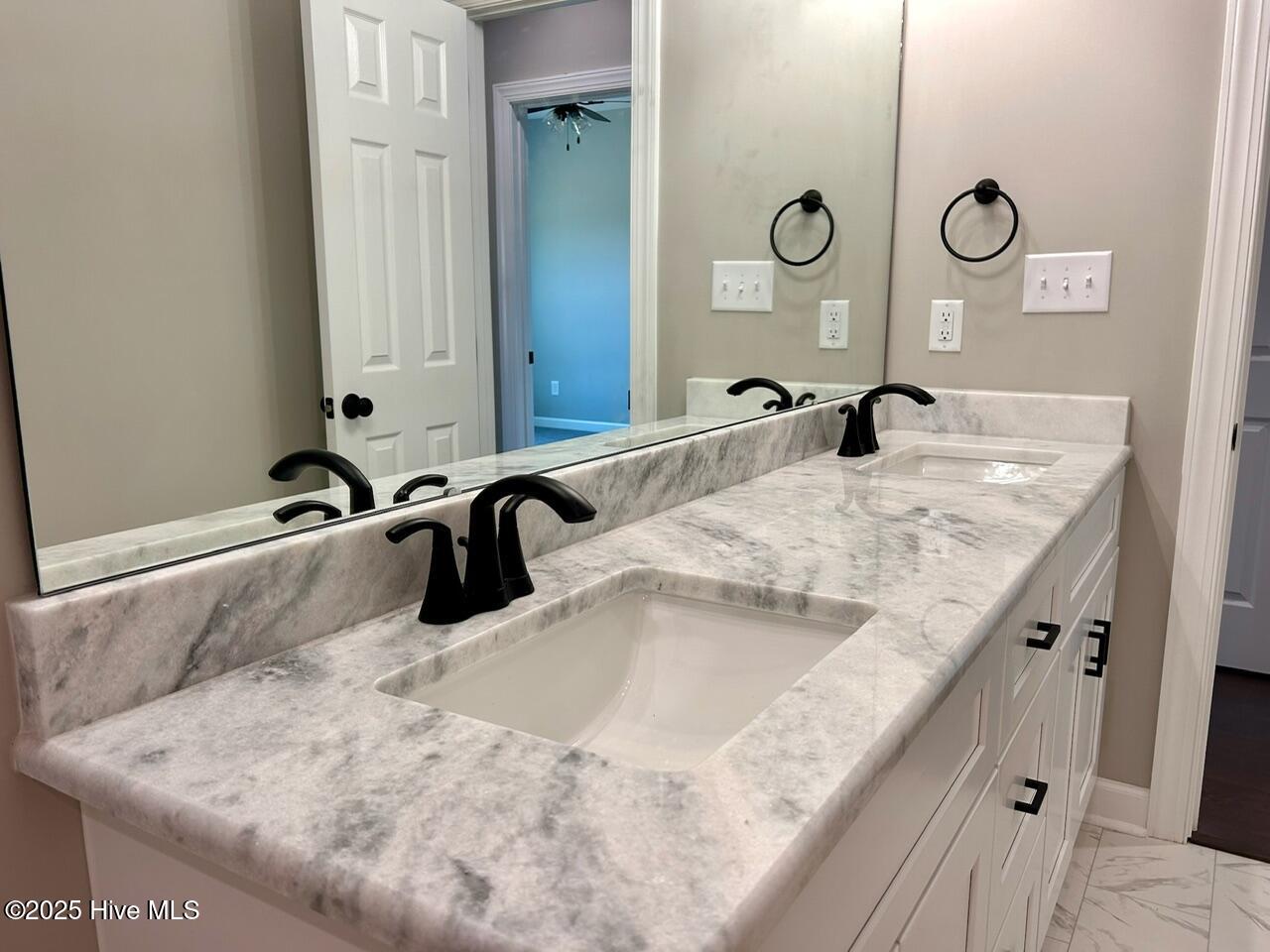 5116 Nc-111 Pikeville, NC 27863 - Photo 12 of 21 IMG_6757