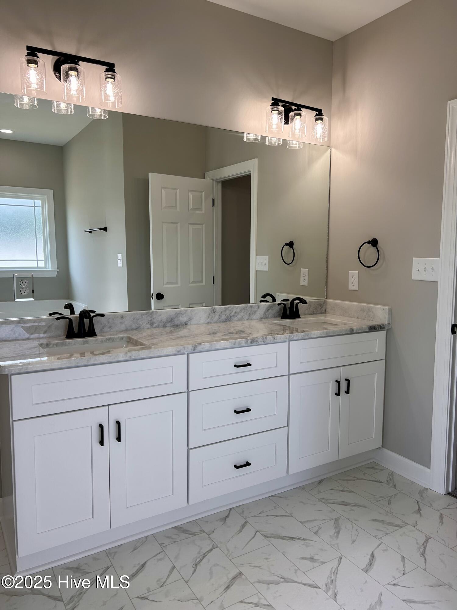 5116 Nc-111 Pikeville, NC 27863 - Photo 14 of 21 IMG_6731