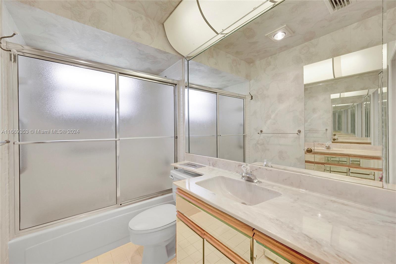 10961 Ladera Lane, Unit A Boca Raton, FL 33498 - Photo 16 of 34 Gallery Image 16