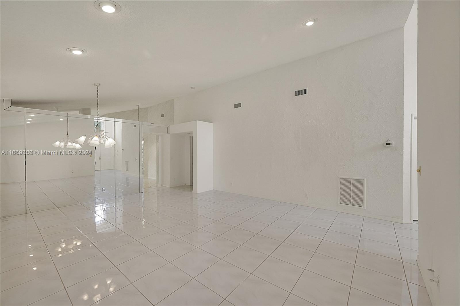 10961 Ladera Lane, Unit A Boca Raton, FL 33498 - Photo 17 of 34 Gallery Image 17
