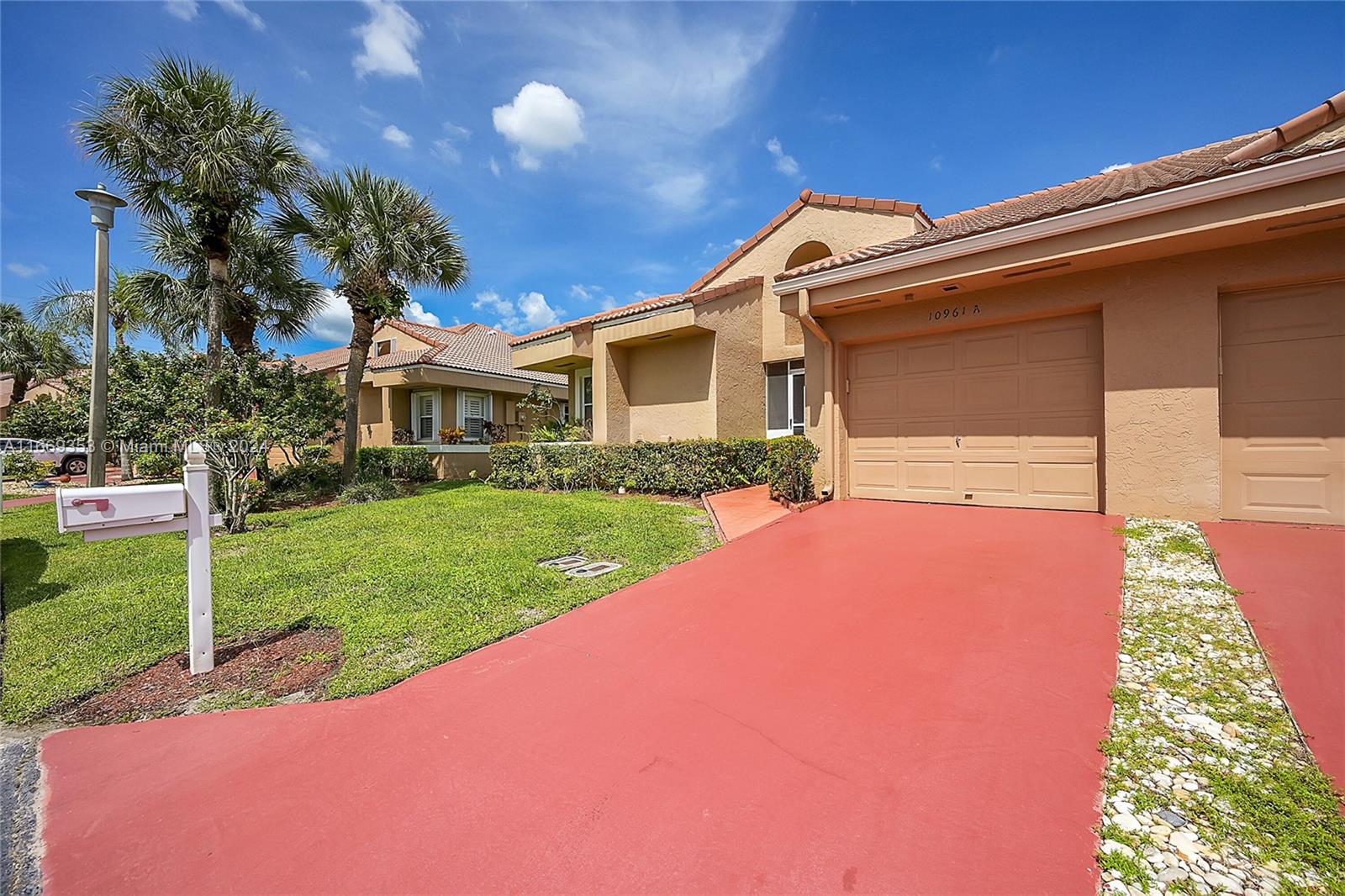 10961 Ladera Lane, Unit A Boca Raton, FL 33498 - Photo 8 of 34 Gallery Image 8