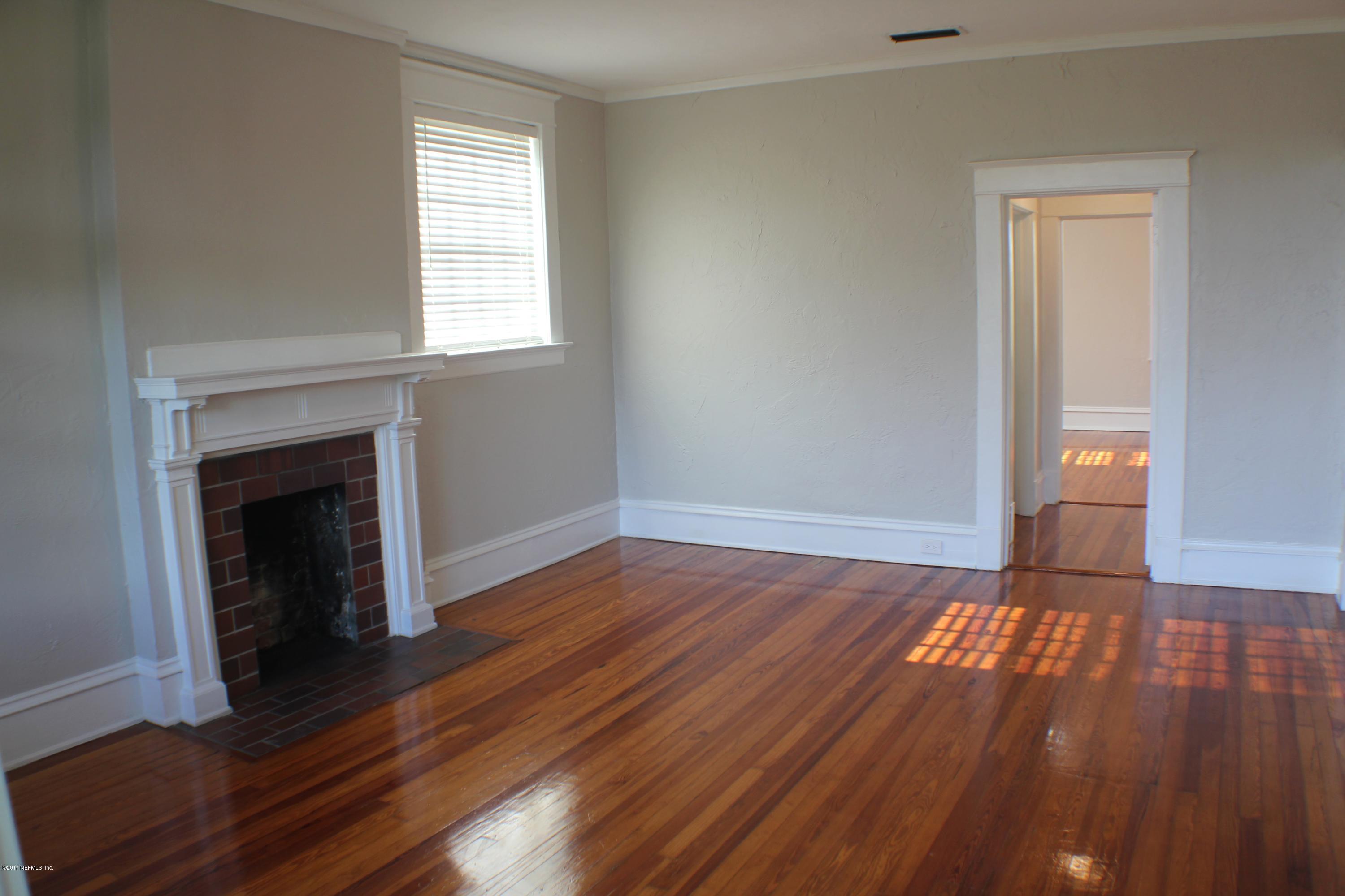 1627 Riverside Avenue Jacksonville, FL 32204 - Photo 5 of 13 4.1- IMG_9959