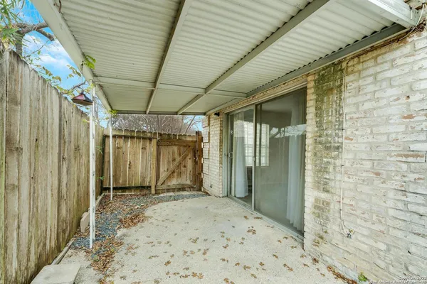 $1,595 | 168 Barilla Place, Unit A102, San Antonio, TX 78209