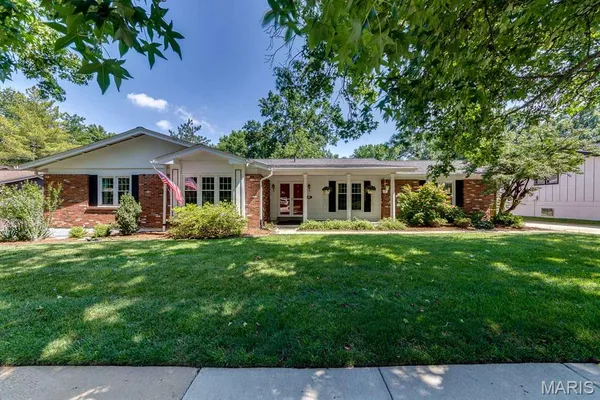 $460,000 | 713 Barham Down Drive, Ballwin, MO 63011