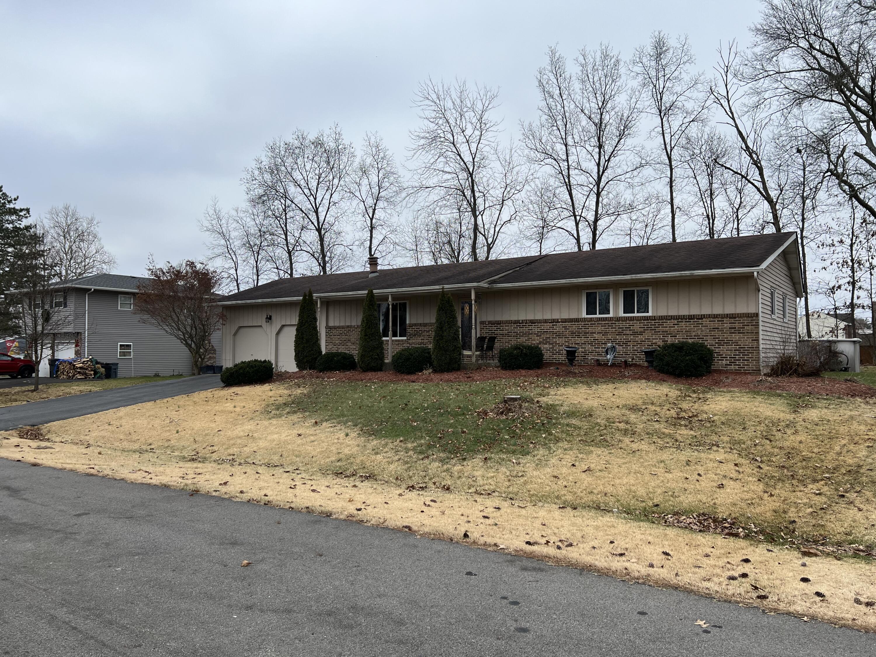 116 Hawthorn Road Southwest Etna, OH 43062 - Photo 1 of 10 Front