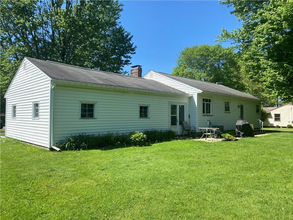 65 Shenango Road New Castle, PA 16105 - Photo 4 of 20 Gallery Image 4