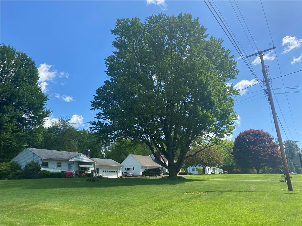 65 Shenango Road New Castle, PA 16105 - Photo 7 of 20 Gallery Image 7