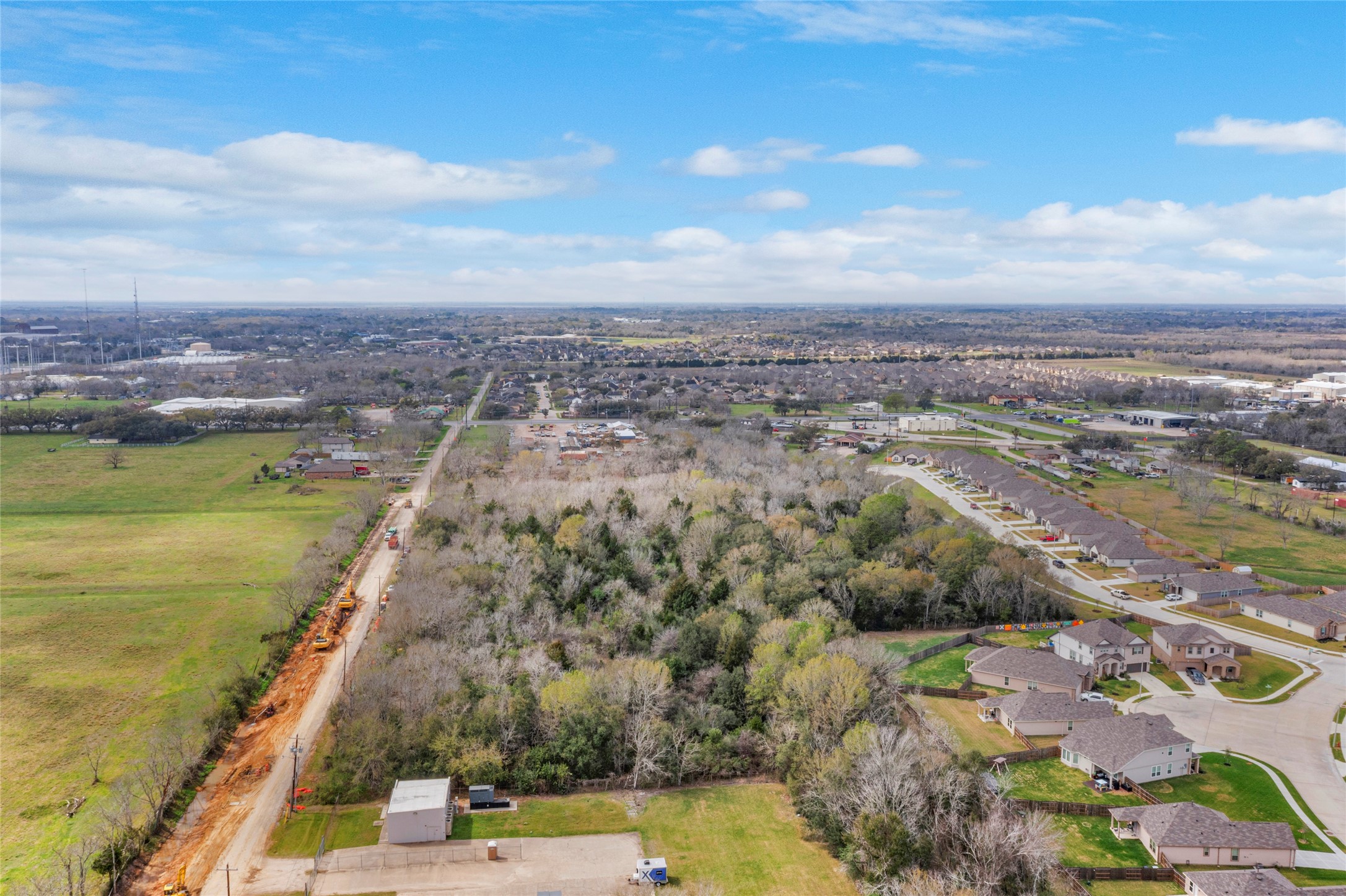 1806 FM 528 Road Alvin, TX 77511 - Photo 6 of 17 a view of a city with ocean view