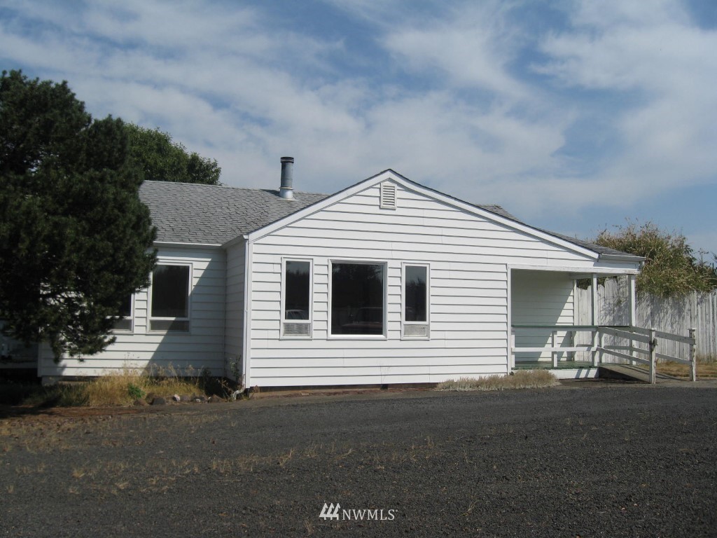 249 Pleasant Hill Road Chehalis, WA 98532 - Photo 2 of 19